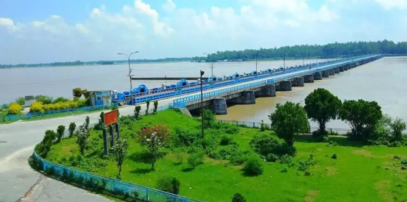 তিস্তায় বিপৎসীমার ওপরে পানি, খুলে দেওয়া হয়েছে সব জলকপাট