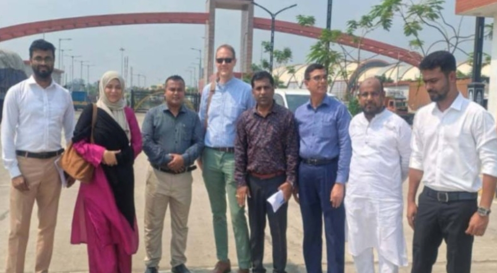 বেনাপোল স্থলবন্দর পরিদর্শনে মার্কিন দূতাবাসের প্রতিনিধি দল