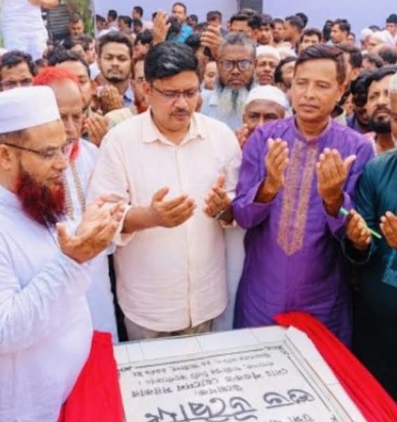 টঙ্গী বাজার সংযোগ সড়কের উদ্বোধন করেন গাজীপুর সিটি প্রশাসক শওকত হোসেন সরকার